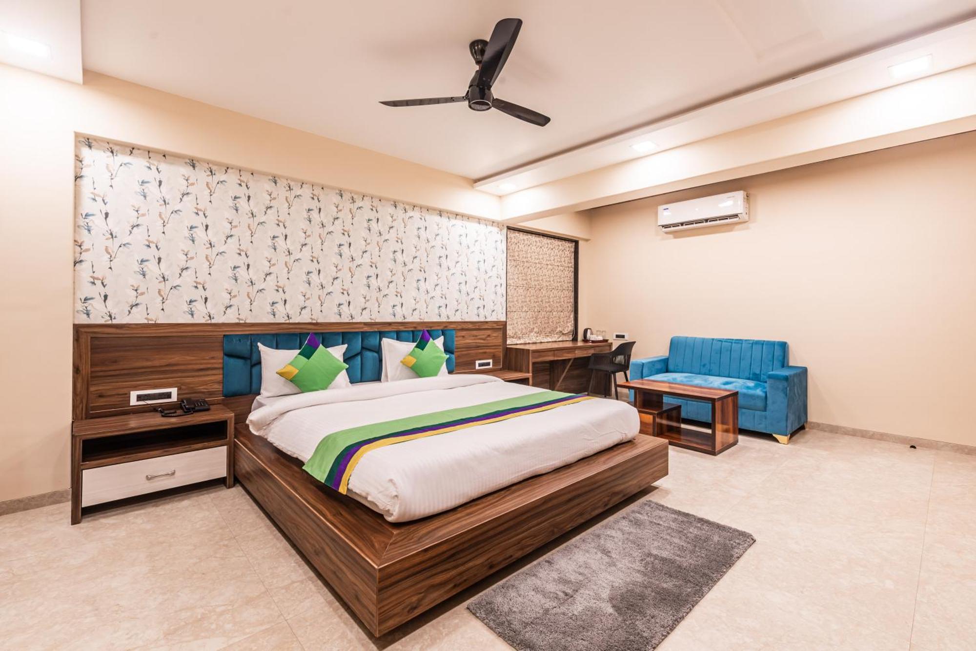 Lemon Wood Suites Pune Exterior foto